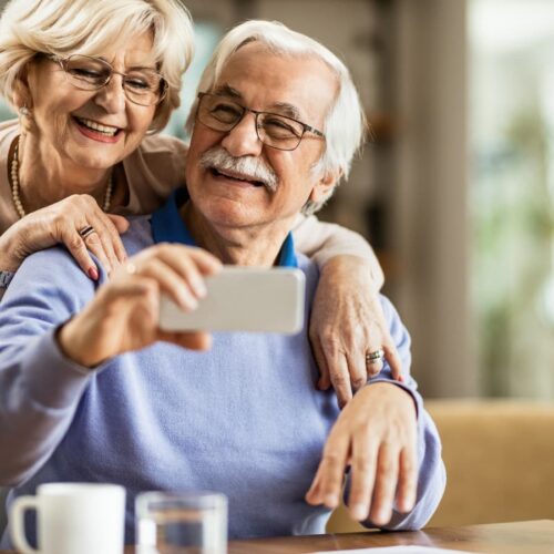 Cinco Isenções e Descontos Agora Disponíveis para Idosos Acima de 60 Anos com a Carteirinha Meu INSS+