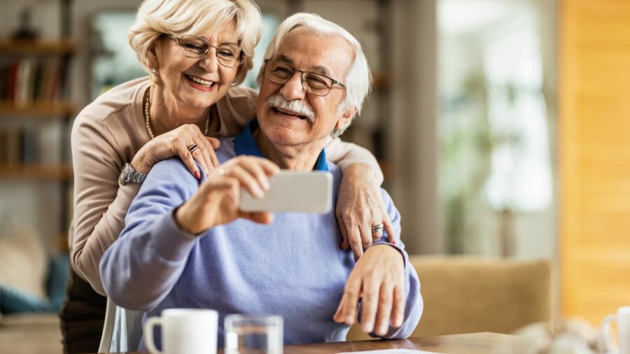 Cinco Isenções e Descontos Agora Disponíveis para Idosos Acima de 60 Anos com a Carteirinha Meu INSS+