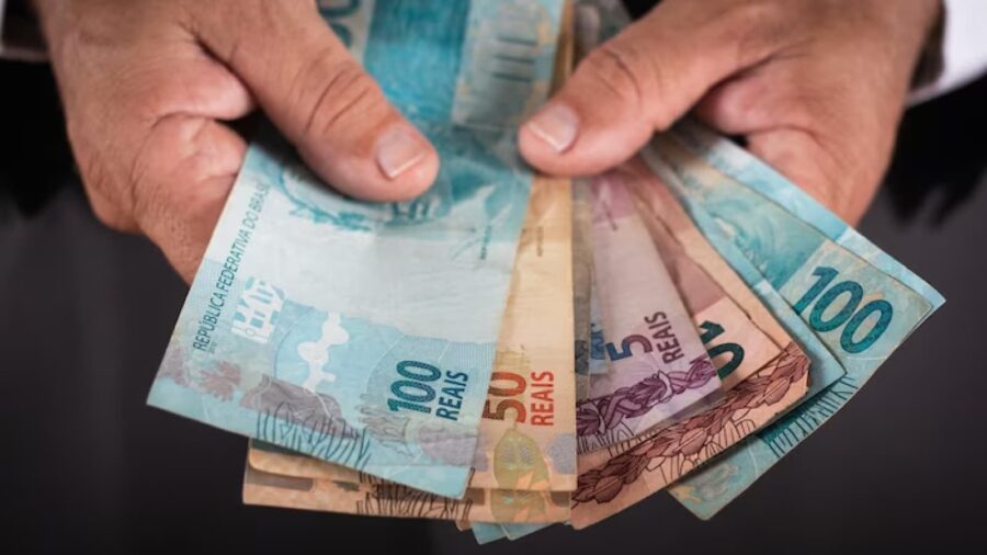 INSS anuncia valores atualizados do BPC e inicia calendário de pagamentos para 2024; veja as datas