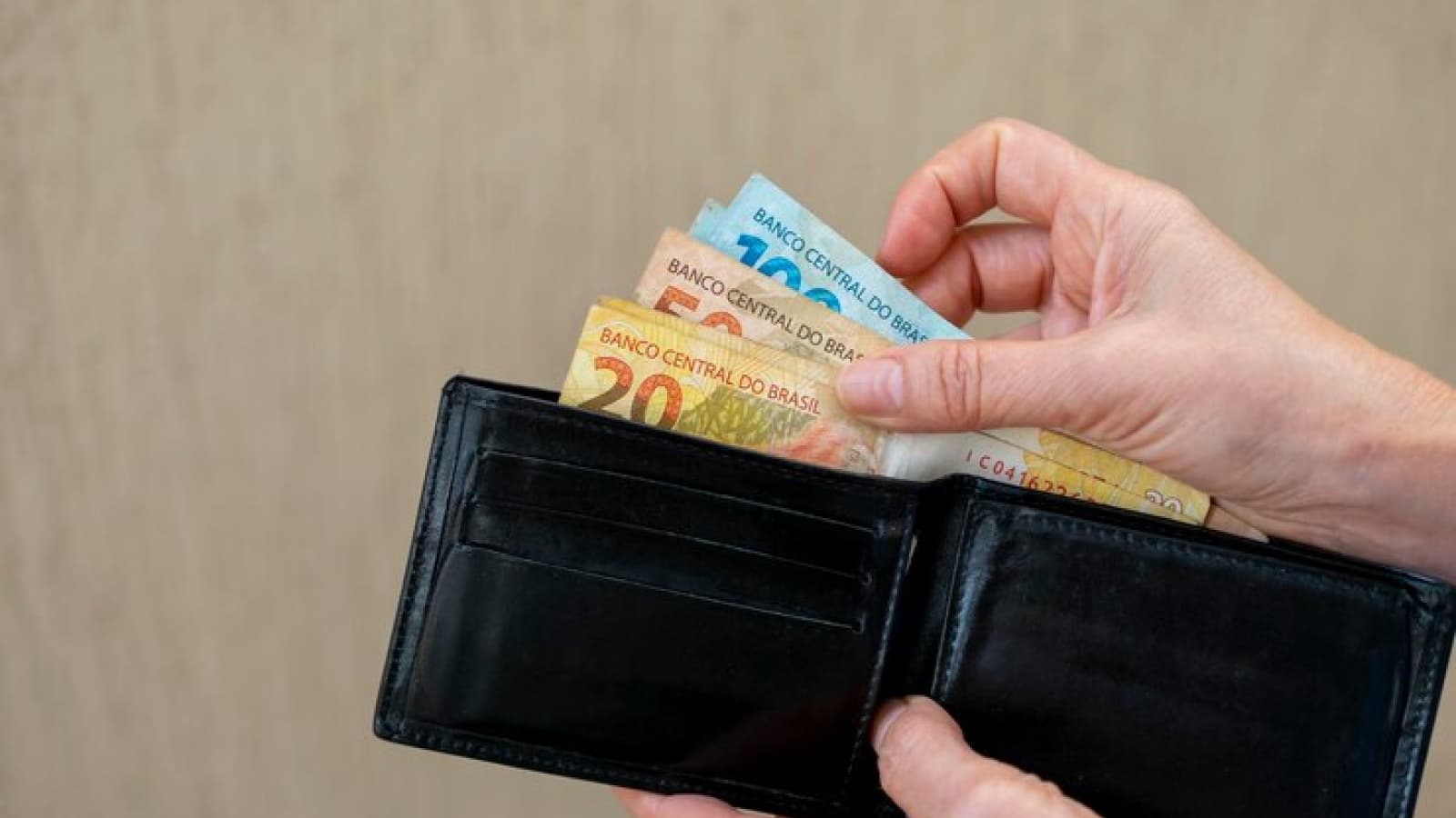 Novas regras do FGTS garantem maior rendimento aos trabalhadores; Entenda