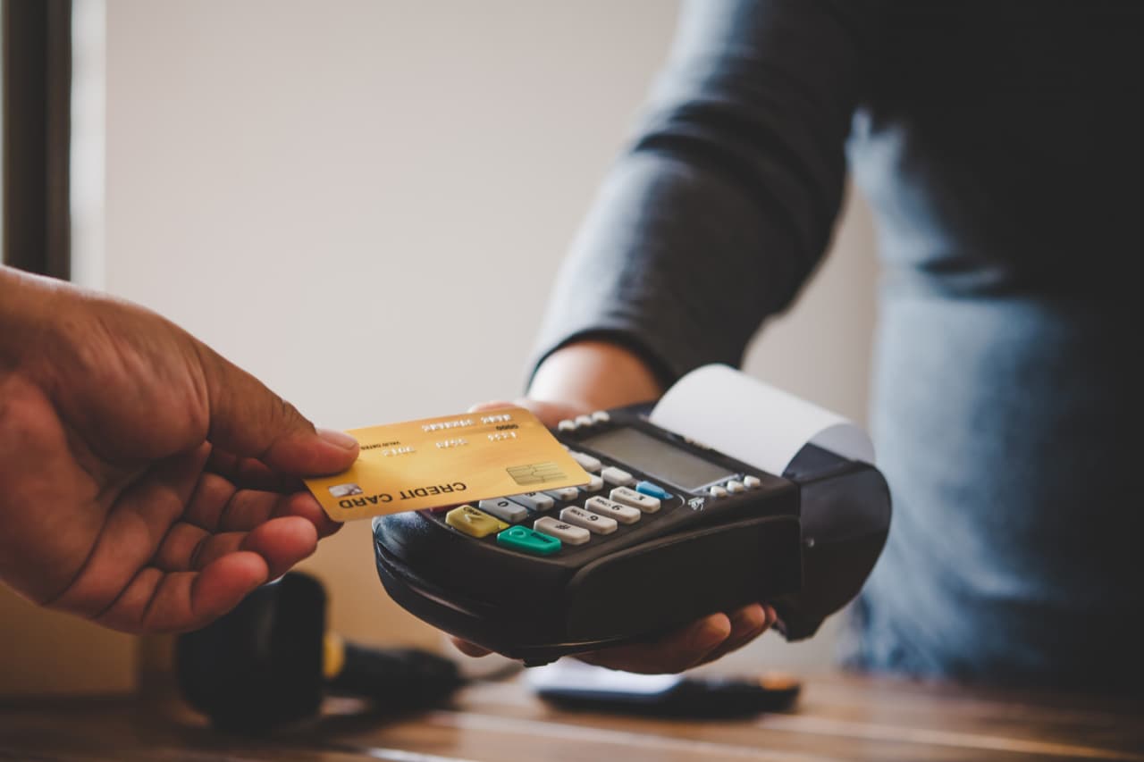 Como funciona o cartão de crédito pré-pago?