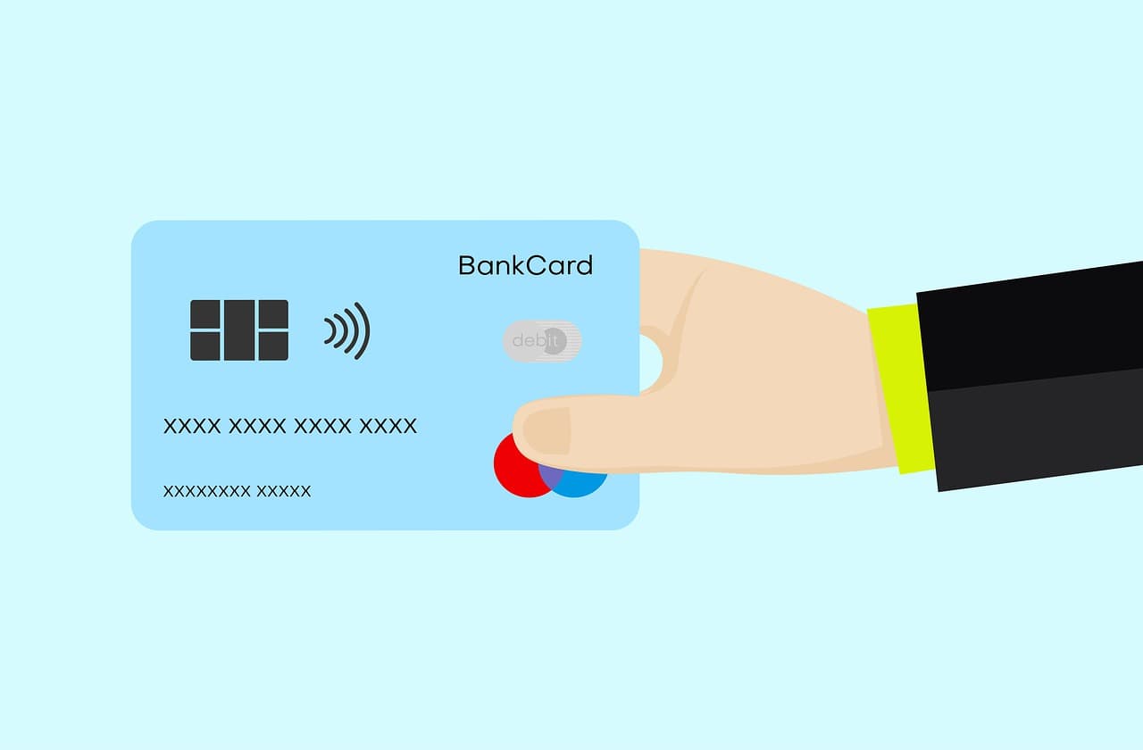 Qual a diferença entre um cartão de crédito e débito?